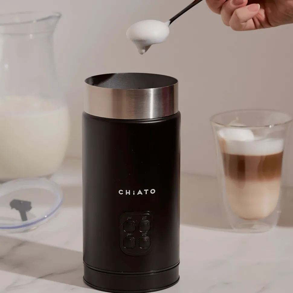 CHiATO milkPLAY sähköinen maidonvaahdotin – musta