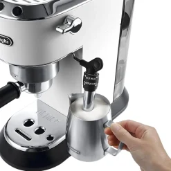 DeLonghi Dedica Style EC685.W ESE-espressokeitin – valkoinen