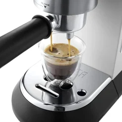 DeLonghi Dedica Style EC685.W ESE-espressokeitin – valkoinen
