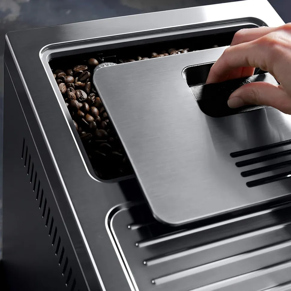 DeLonghi PrimaDonna Elite Experience ECAM650.85.MS kahviautomaatti – hopea