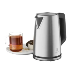 Electrolux Create 5 E5K1-6ST vedenkeitin – 2400 W, ruostumaton teräs