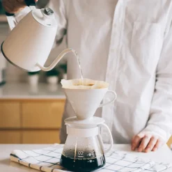 Hario V60-02 Craft (suodatinsuppilo+kannu+suodattimet+kahvimitta) valkoinen