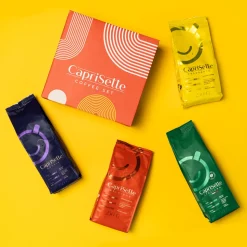 Lajitelma jauhettua kahvia Caprisette, 4 x 250 g lahjapakkauksessa