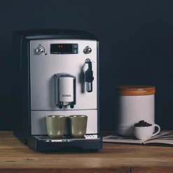 Nivona CafeRomatica NICR 530 kahviautomaatti – musta/hopea