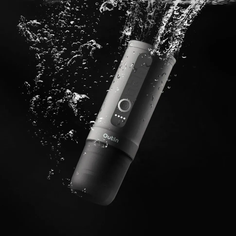 Outin Nano Space Grey matkakahvinkeitin – harmaa