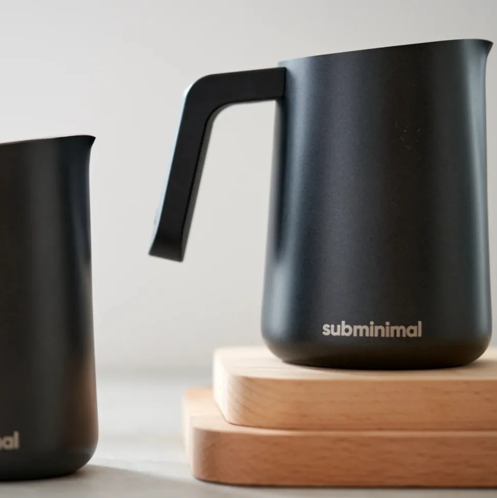 Subminimal FlowTip maitokannu, 450 ml – musta