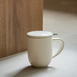 Teemuki siivilällä ja kannella Loveramics Pro Tea Beige, 300 ml